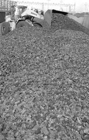 咸陽市人民政府推動煤炭產業轉型升級，賦能區域經濟高質量發展